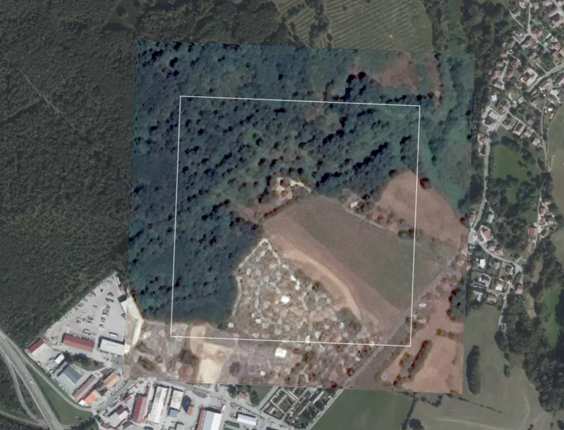 Après l’installation du campement : vue satellite du même périmètre de surveillance